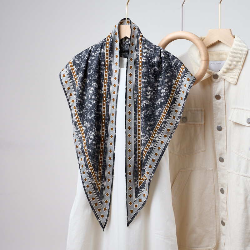 Denim Blue Triangle Scarf New  - Bandana Multi Way ulasan dan harga