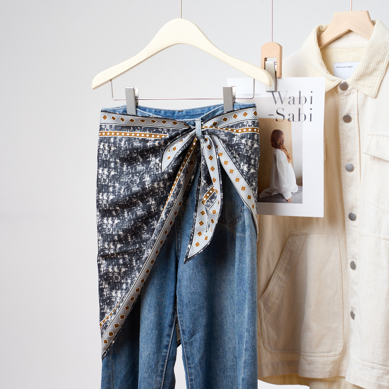 Denim Blue Triangle Scarf New  - Bandana Multi Way ulasan dan harga